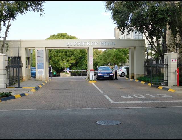 1,020M² OFFICE TO LET IN ILLOVO
